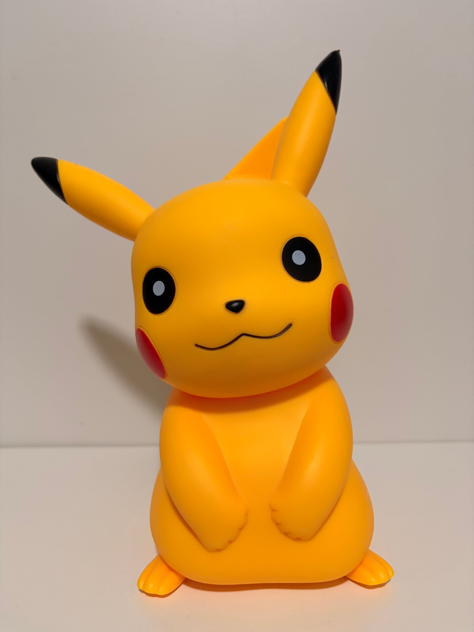 Boneco Colecionável Pokémon Pikachu – 30 cm