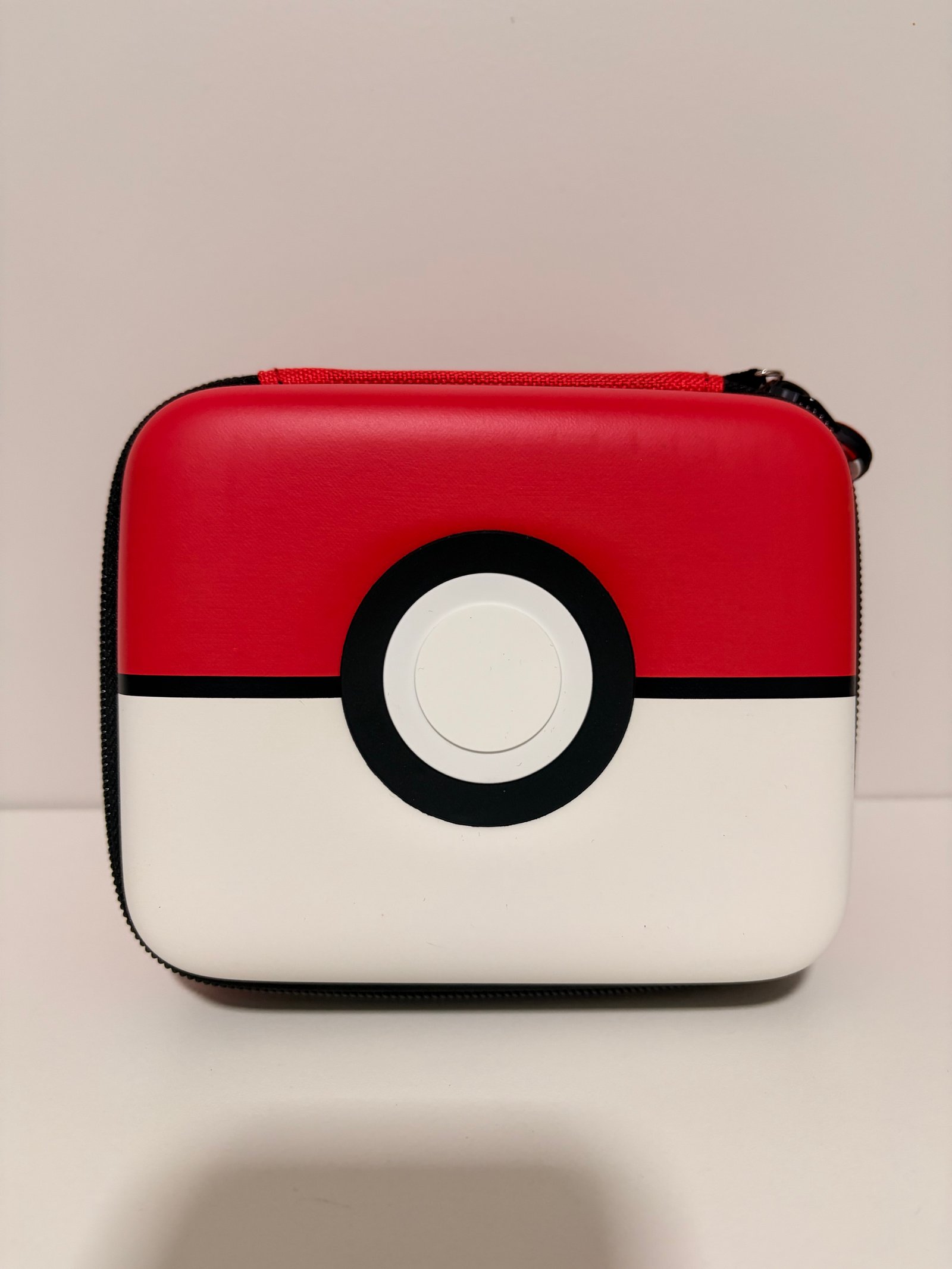 Estojo Pokébola para Cards e Acessórios TCG
